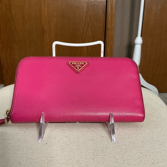 Prada Saffiano Metal Continental Zip-Around Wallet in Fuchsia/Rasberry Pink - Picture 5 of 16
